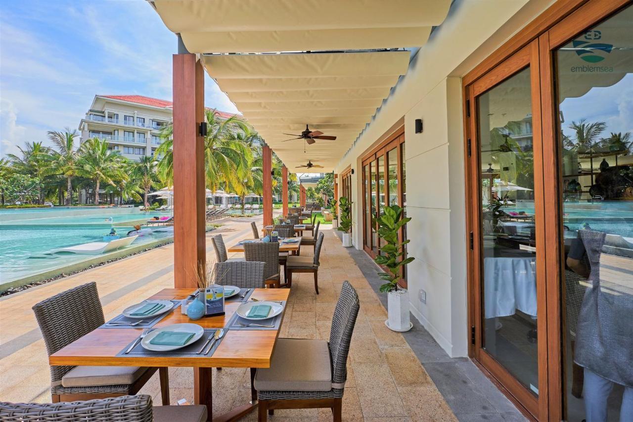 Emblem Sea 3 Bedroom Villas Da Nang Zewnętrze zdjęcie